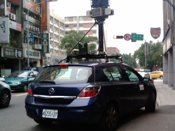 google_streetview_car_02